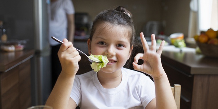 Bahaya Menyembunyikan Sayuran dalam Makanan buat Anak