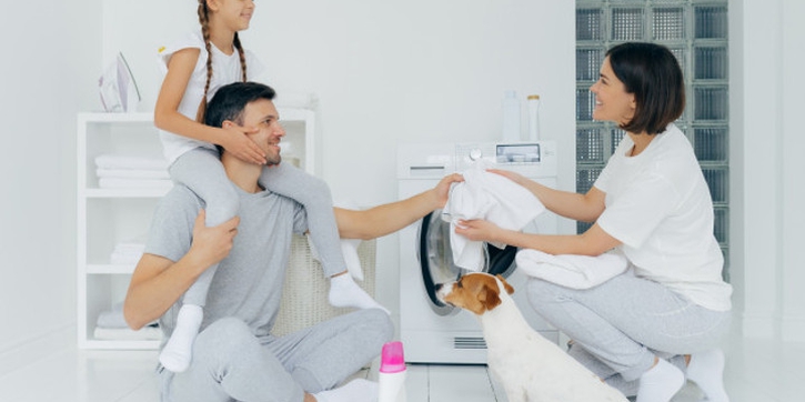 Tips Berbagi Tugas di Rumah dengan Pasangan Anda