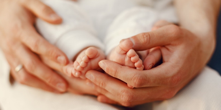 Moms, Ini Tanda-tanda Bayi Mengalami Kekurangan Kalsium