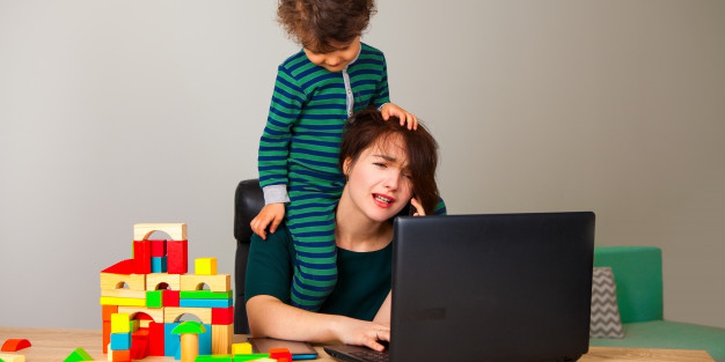 5 Cara Mengatasi Parental Burnout, Stres pada Orang Tua
