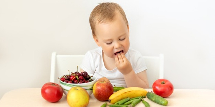 Ini Vitamin yang Dibutuhkan Bayi dan Fungsinya buat Si Kecil