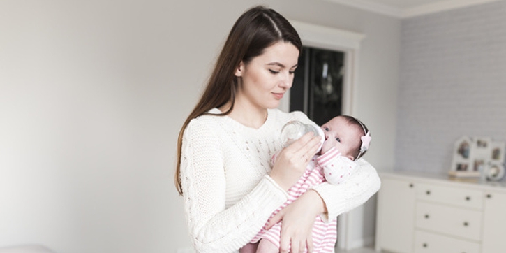 Tips Memberikan ASI untuk Working Moms yang Menyusui