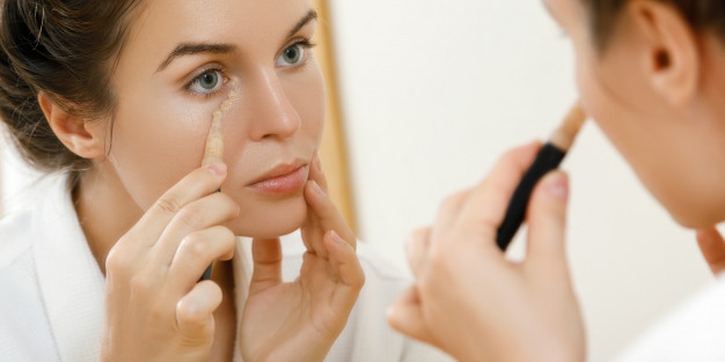 Rekomendasi Concealer Lokal dengan Coverage Tinggi