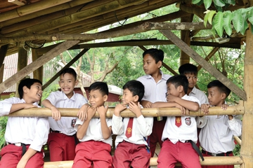 30 Jajanan Jadul SD 90-an dan 2000-an yang Bikin Nostalgia