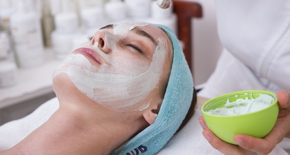 Kulit Moms Kering? Ini Resep Masker Sehat Saat Hamil