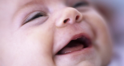 Tanda Pelekatan yang Benar saat Menyusui