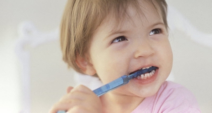 Cegah Masalah Gigi dengan Sikat Gigi yang Tepat