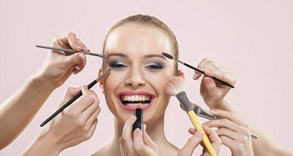 Wanita Lebih Menarik Tanpa Make Up