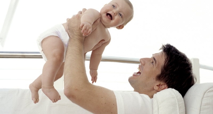Bermain Bersama Ayah, Khusus Untuk Anak 0-1 Tahun