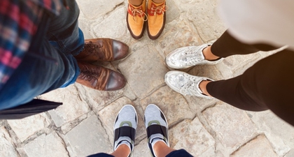 7 Rekomendasi Merek Sepatu Lokal untuk Moms Aktif!