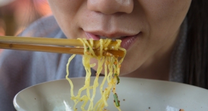 Bolehkah Ibu Hamil Makan Mi Instan? 