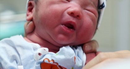 Bau Bayi Tingkatkan Bonding Pasca-Persalinan