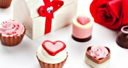 7 Tradisi Unik dalam Merayakan Hari Kasih Sayang