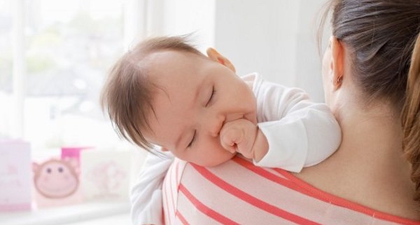 Normalkah Bayi Tidur Lama