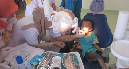 Agar Si Kecil Mau Ke Dokter Gigi