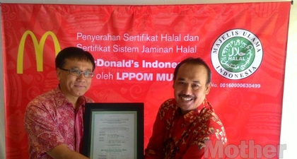 Restoran Cepat Saji Terbesar Indonesia Dapatkan Sertifikat Sistem Jaminan Halal
