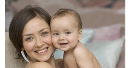 Trik Mengajarkan Cinta kepada Anak Sesuai Tahapan Usianya