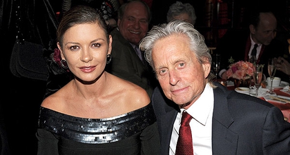 Catherine Zeta-Jones Rutin Terapi Bipolar