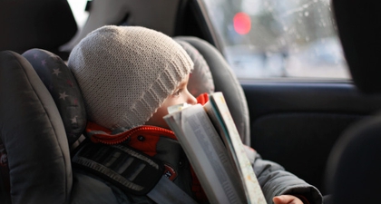 Jangan Tinggalkan Anak Sendirian di Dalam Mobil, Ini Bahayanya!