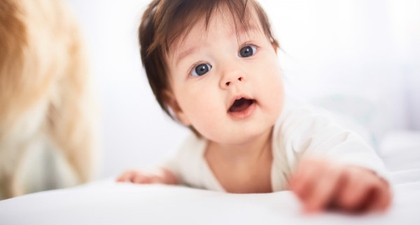 Mengatasi Rambut Rontok pada Bayi
