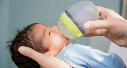 Berapa Lama ASI Sisa Minum Bayi Boleh Disimpan?