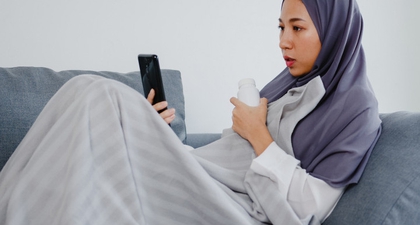 Cek Kesehatan Keluarga di Masa Pandemi, Tya Ariestya Terbantu Telemedicine
