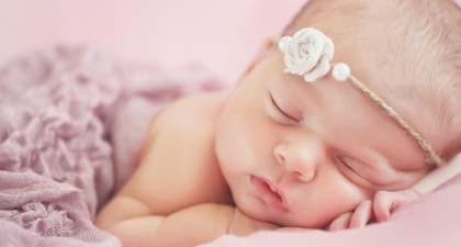 100 Nama Bayi Perempuan Islami Tercantik Huruf R