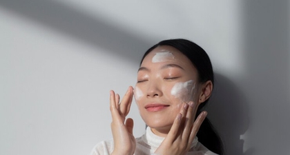 Rutinitas Skincare Minimalis untuk Ibu Menyusui