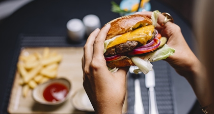 Bolehkah Ibu Hamil Makan Junk Food?
