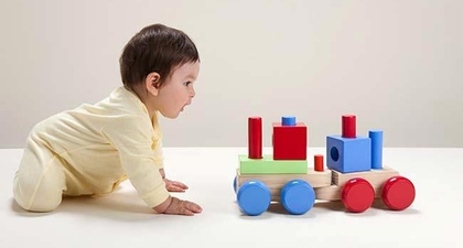 Stimulasi Anak dengan Bermain