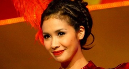 Marsha Timothy Melahirkan Bayi Perempuan