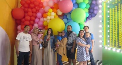 Serunya Berfoto Bersama Keluarga di Baluun by Haluu