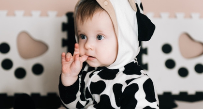Bayi Suka Mengisap Jari, Ini Sebab dan Cara Atasinya!