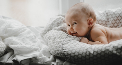 Tips Menjemur Bayi yang Aman dan Tepat
