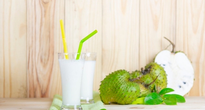 Ini Manfaat Mengonsumsi Buah Sirsak untuk Ibu Hamil