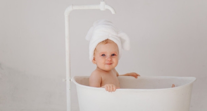 5 Cara Mengeringkan Rambut Anak Tanpa Hairdryer