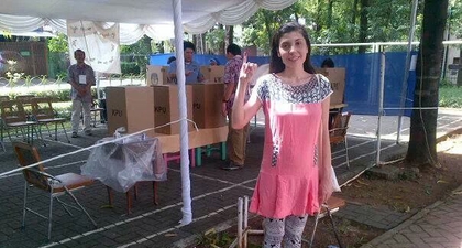 Pengalaman Saya Nyoblos: Tinta Ungu di Jari, Tanda Tintaku Padamu