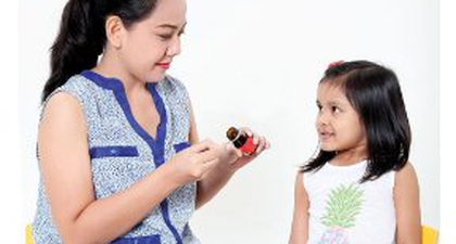 Trik Agar Si Kecil Mau Minum Obat