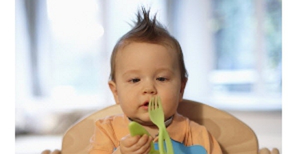 3 Cara Efektif Mengatasi Anak yang Susah Makan