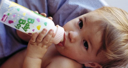 Obesitas Akibat Kebiasaan Menyusui yang Salah