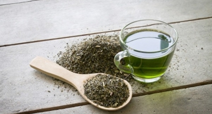 Minum Teh Hijau Setelah Melahirkan