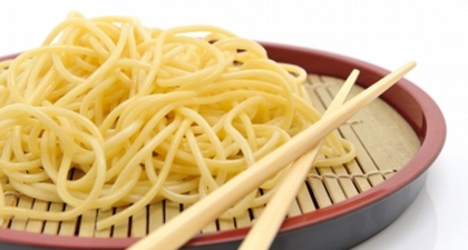 Bolehkah Makan Mi Instan Saat Sahur?