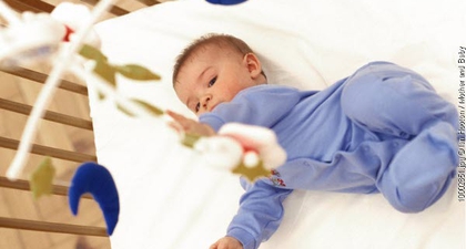 Stimulasi Terbaik Bagi Bayi 0-3 Bulan