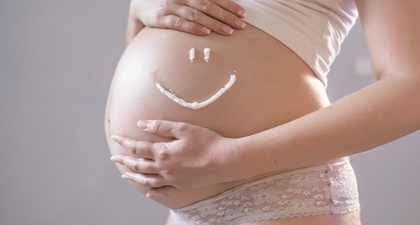 8 Rekomendasi Produk Anti Stretch Mark untuk Ibu Hamil