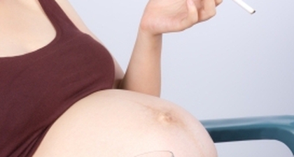 Tak Ada Kompromi, Jauhi Rokok Saat Hamil!