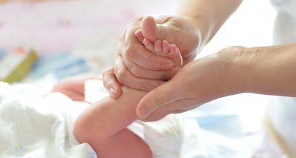 Yuk Moms Cari Tahu Manfaat Baby Spa!