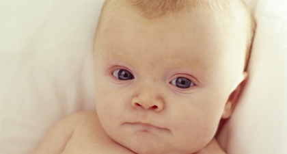 Mengapa Bantal U Tidak Disarankan untuk Newborn?