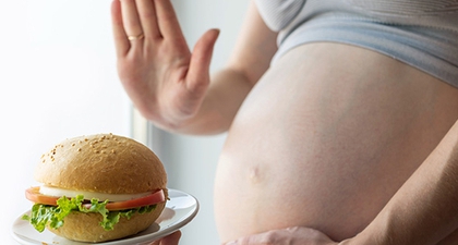 15 Makanan yang Wajib Dihindari Ibu Hamil