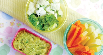 Veggie Sticks with Guacamole Dip