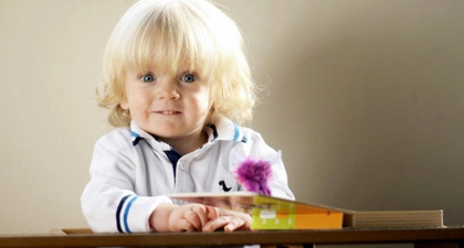 Si Balita yang Selalu Lapar